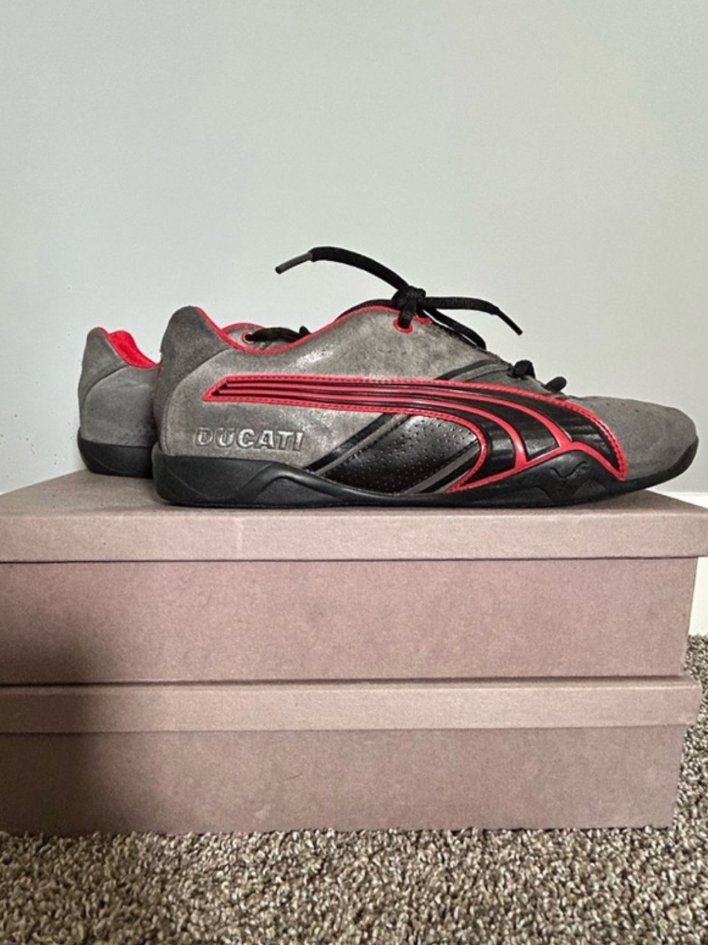 Puma Y2K Archive Puma Ducati Men’s Gray and Red Low-Profile Racing Sneakers